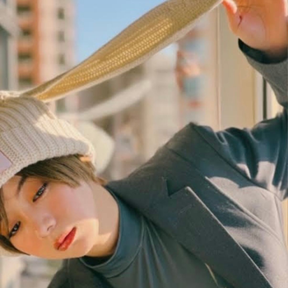 CHARLES JEFFREY LOVERBOY - 【残りわずか】Chunky Rabbit CHARLES JEFFREY LOVERBOY - 【残りわずか】Chunky Rabbit