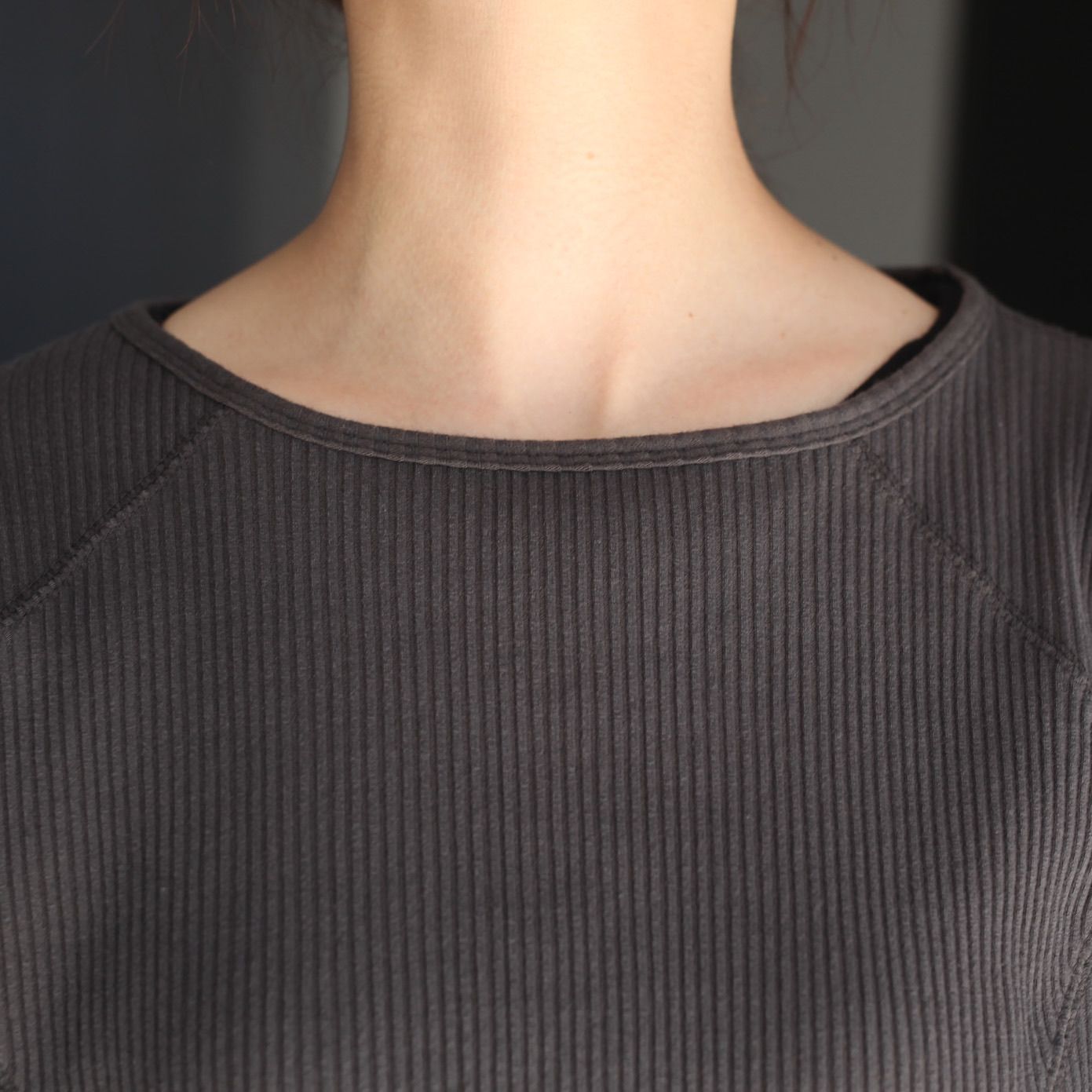 【残りわずか】Panelled Ribbed Long Sleeve T-shirt