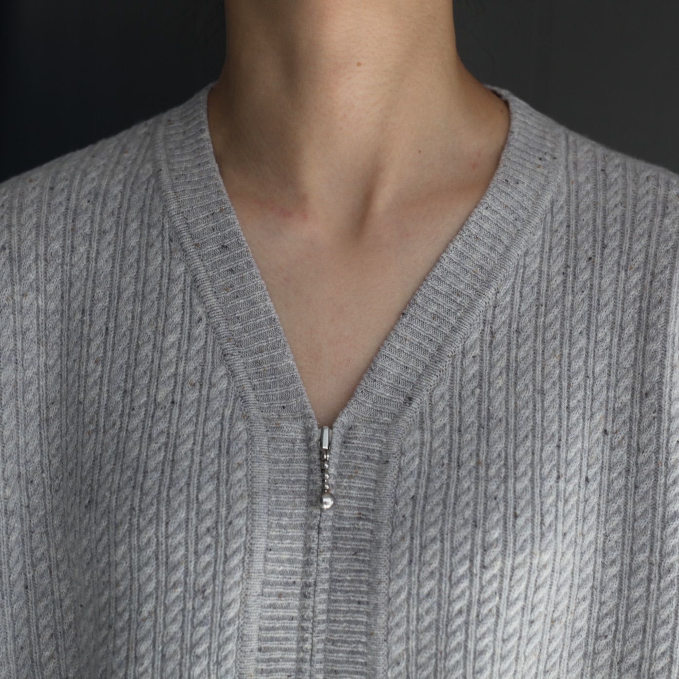 【残り一点】Nep V Zip-up Cardigan