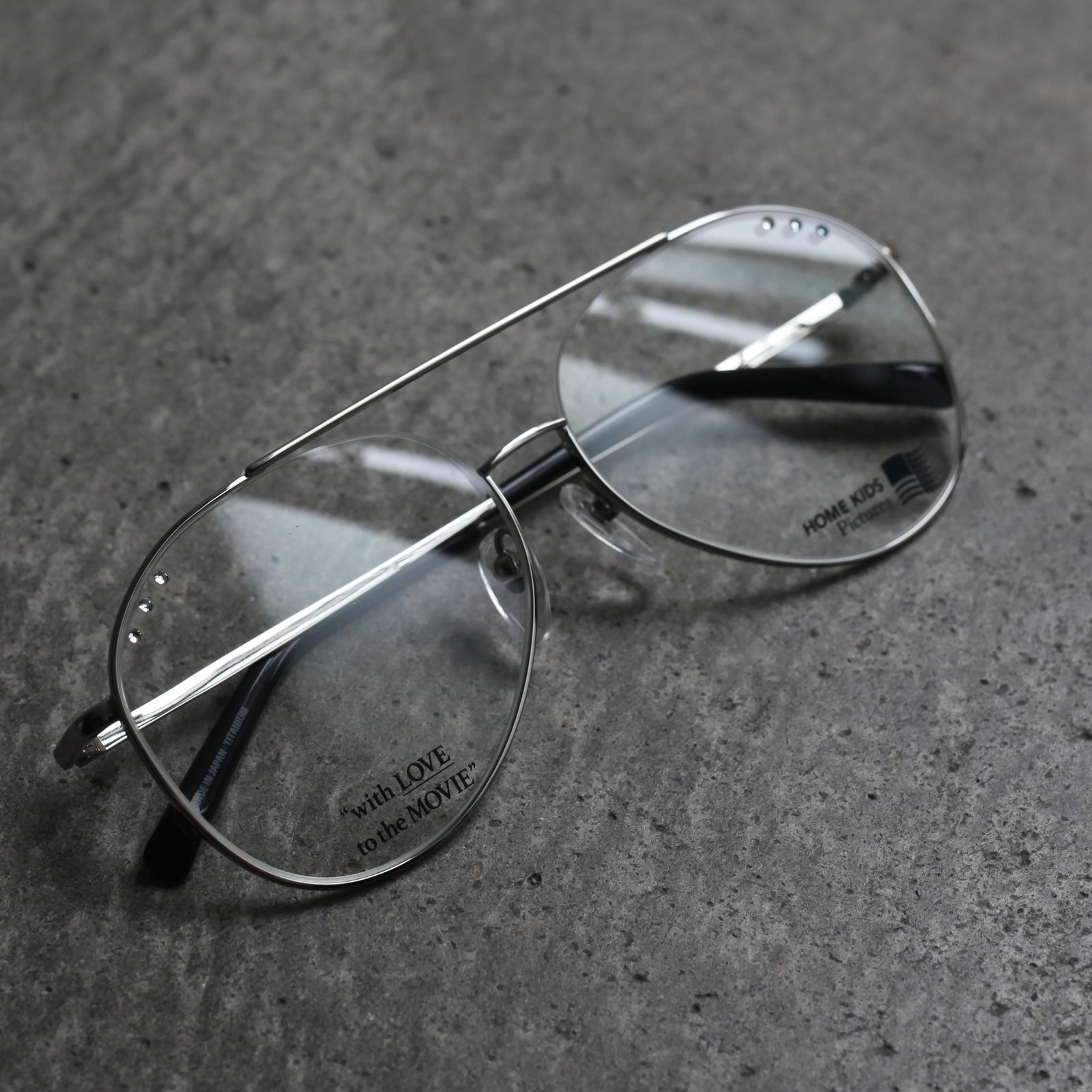 【残りわずか】Printed Vintage Sunglass
