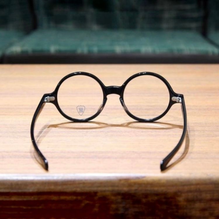 レンズ : DUMMY LENS