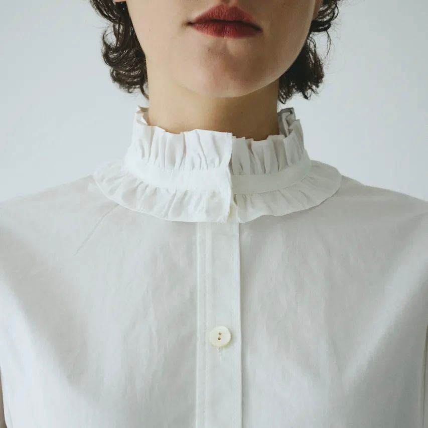 【残り一点】Frill Neck Shirt