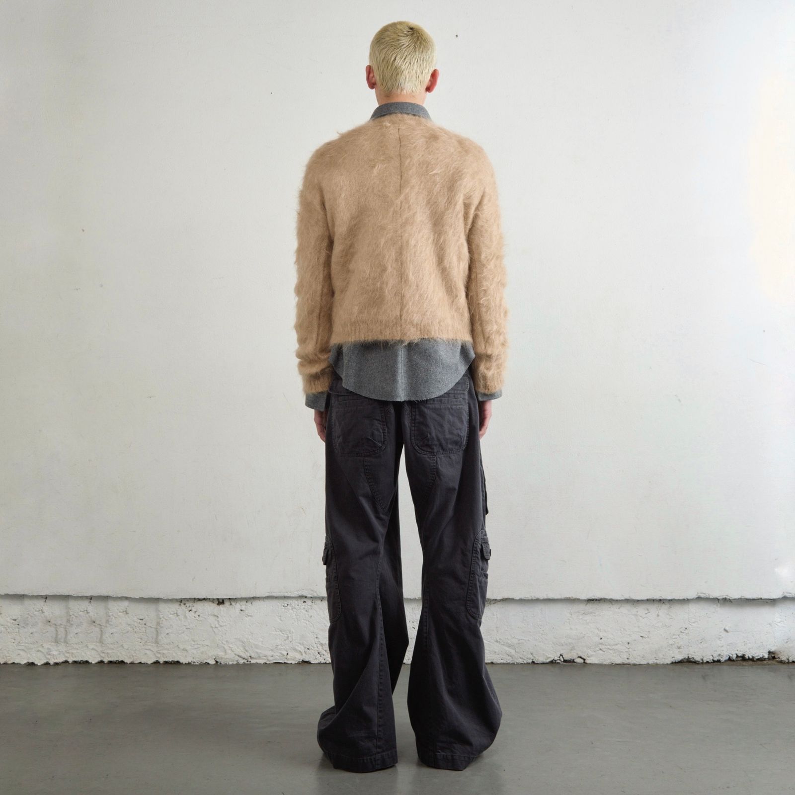 【残り一点】Brushed Mohair V-Neck Sweater