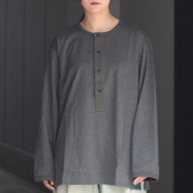 【残り一点】Henley Neck Long Sleeve Shirt