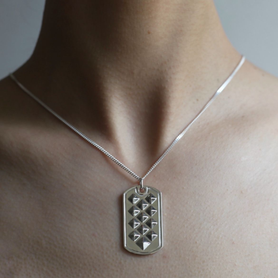 【残り一点】Studs Dog Tag Silver Necklace