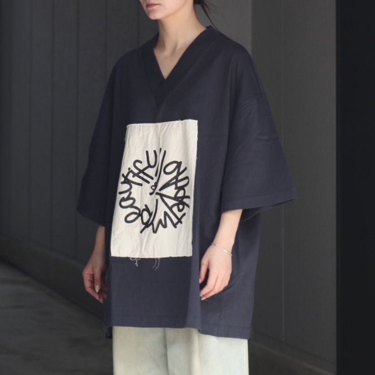 【残り一点】MBLプリントVネックTee