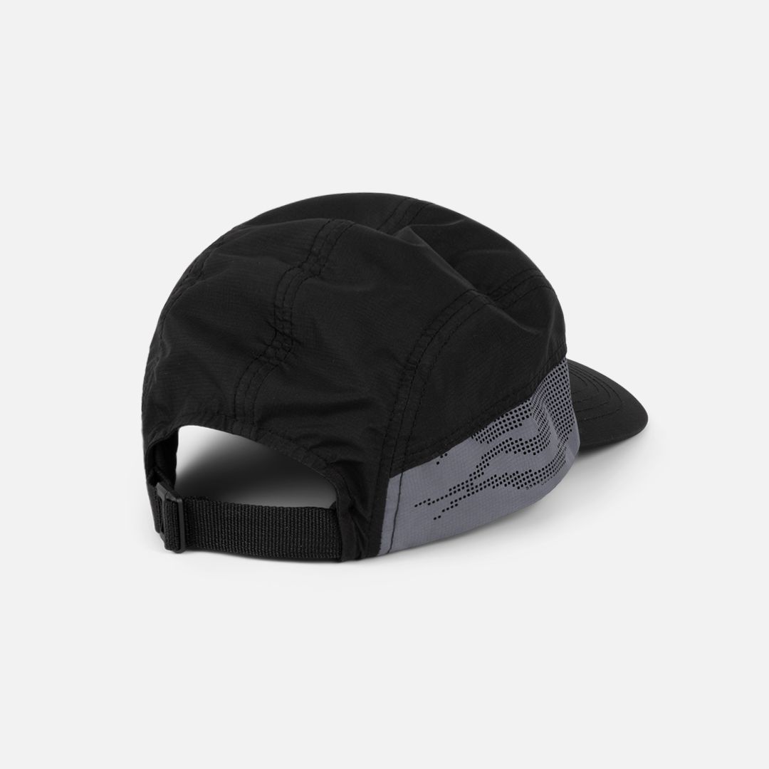 【残りわずか】Perforated Tech Cap
