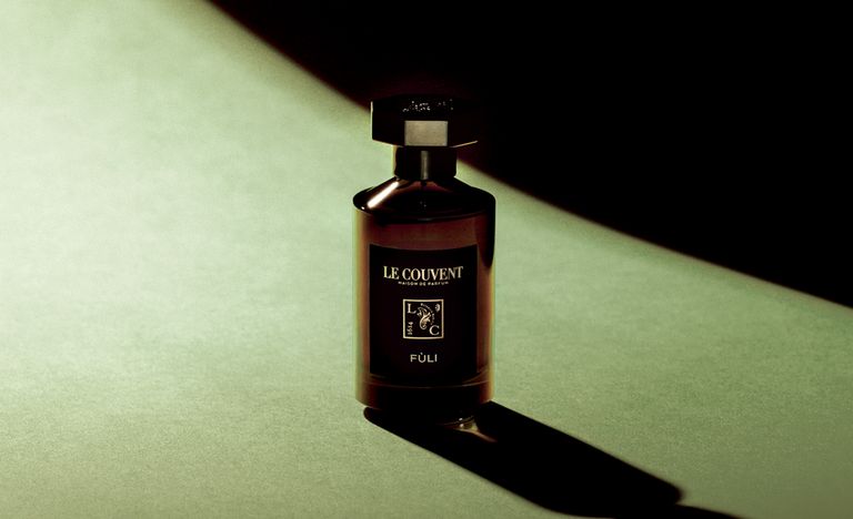 【LE COUVENT MAISON DE PARFUM】中国・玉龍河の悠久の流れと、黄金色に咲くキンモクセイが織りなす情景を閉じ込めた香り 「 リマーカブル パルファム フーリー 」が新発売