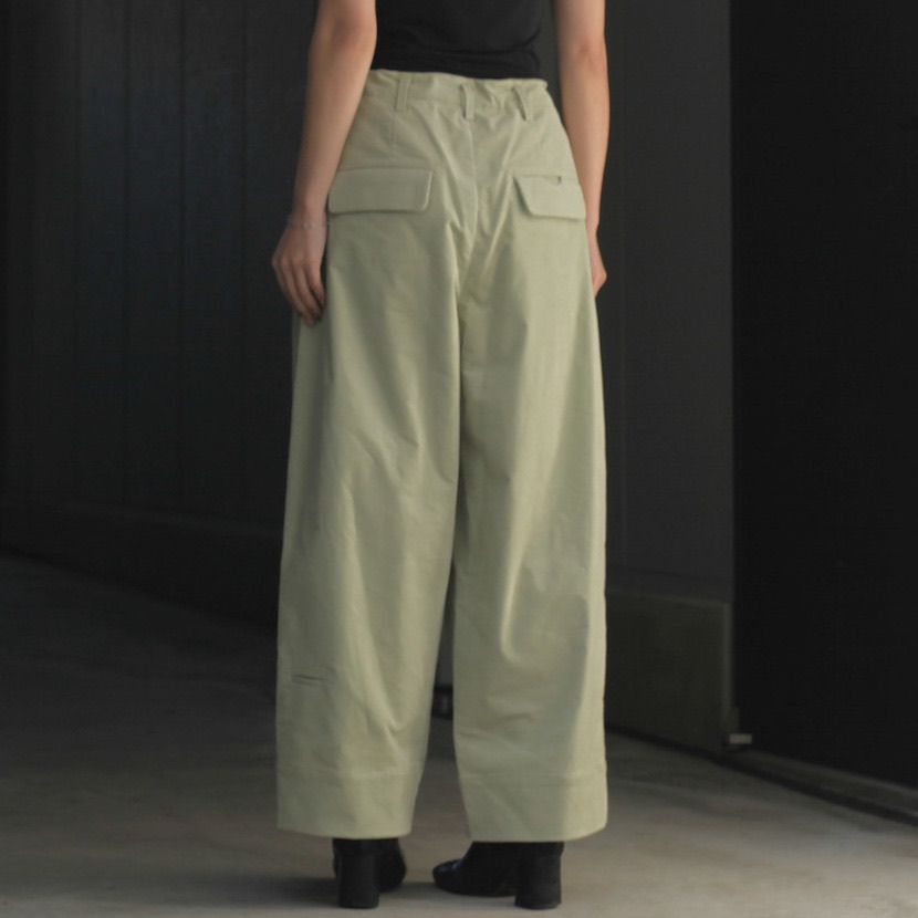 【残り一点】モールスキンシンプル2タックワイドPT