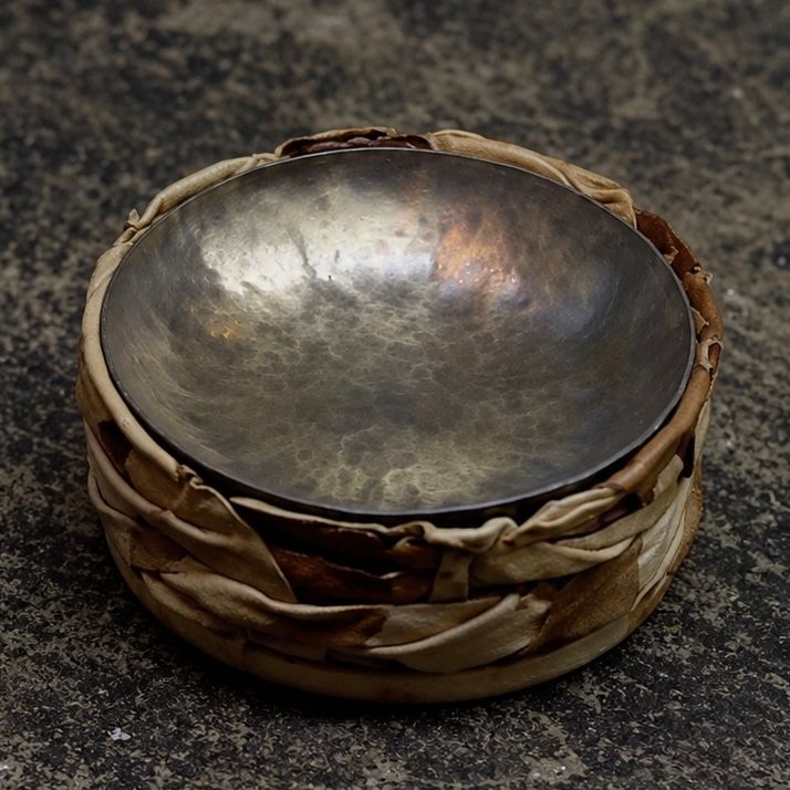 【お取り寄せ注文可能】Revive Leather Round Ash Tray