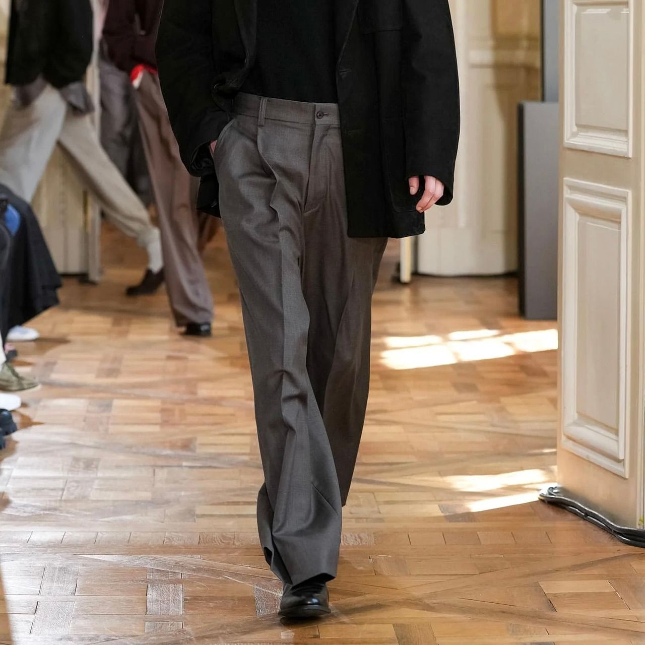 【残り一点】Extra Fine Wool Long Wide Trousers