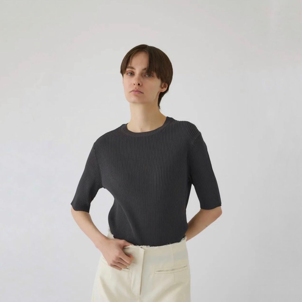 【残り一点】Compact Knit Tops