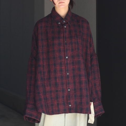 【残り一点】Giant Shirt