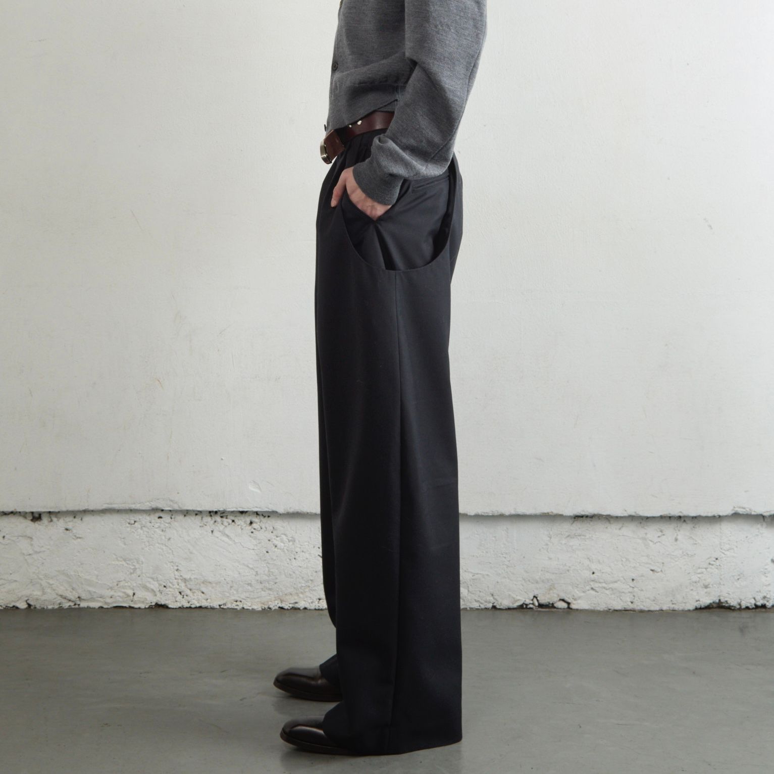【残り一点】Curved Leg Utility Trousers