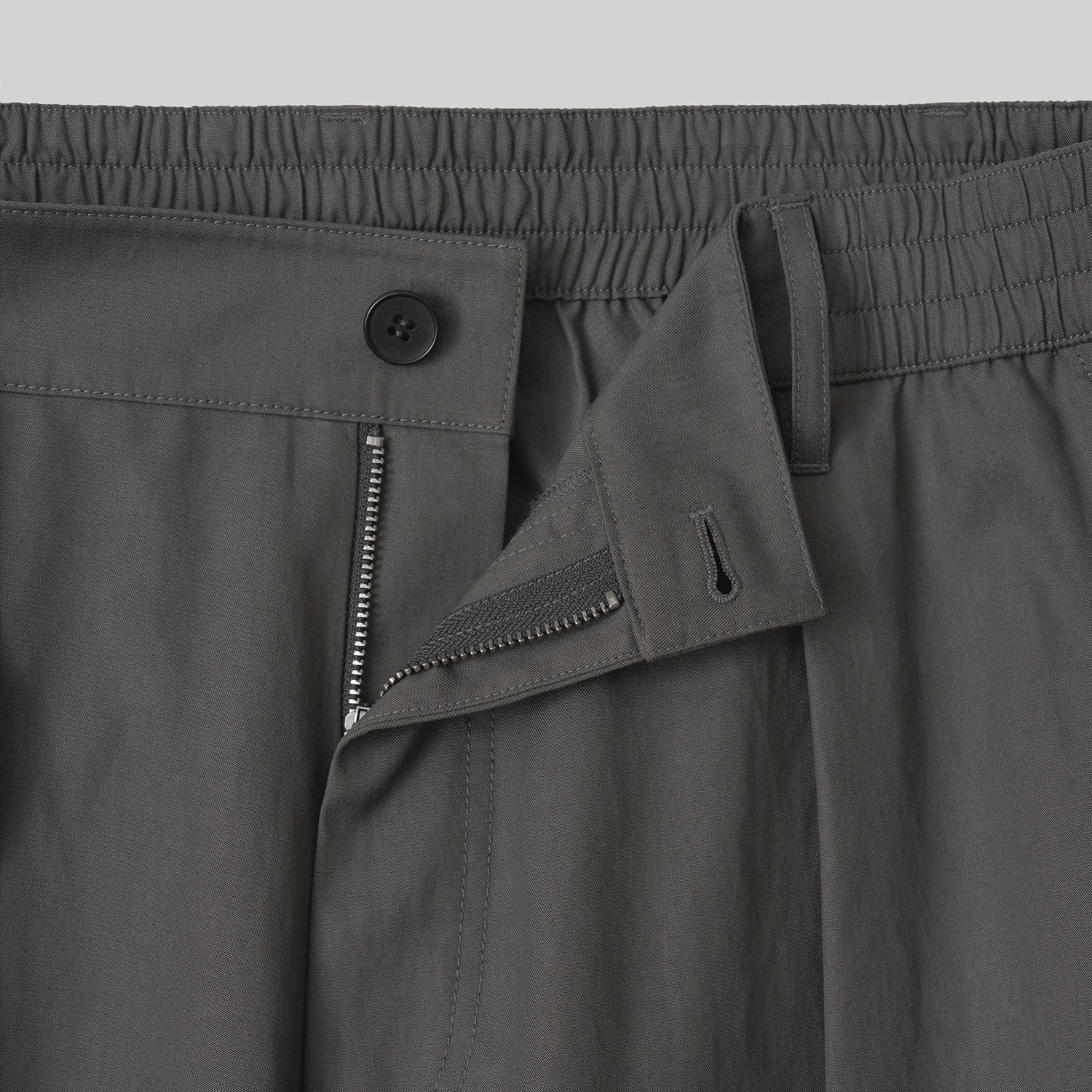 【残り一点】Structure Tencel Slacks