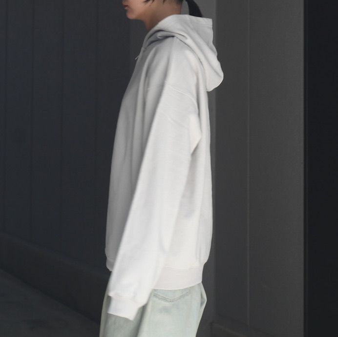 【残りわずか】Zip Sweat Hoodie