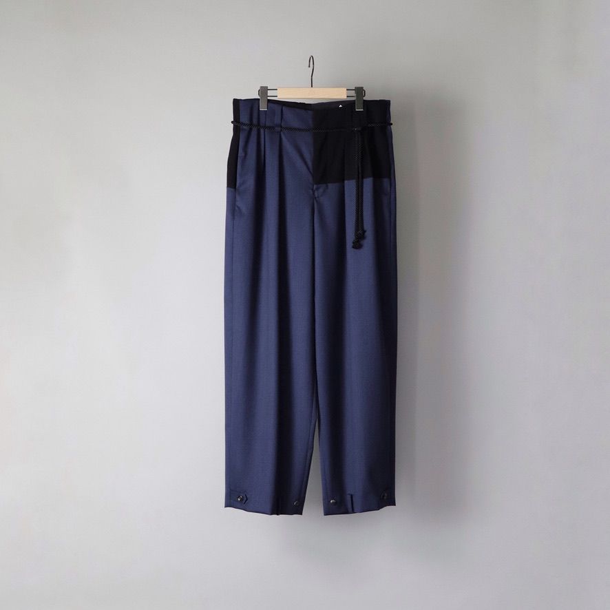 【残り一点】Bicolor Squeeze Slacks