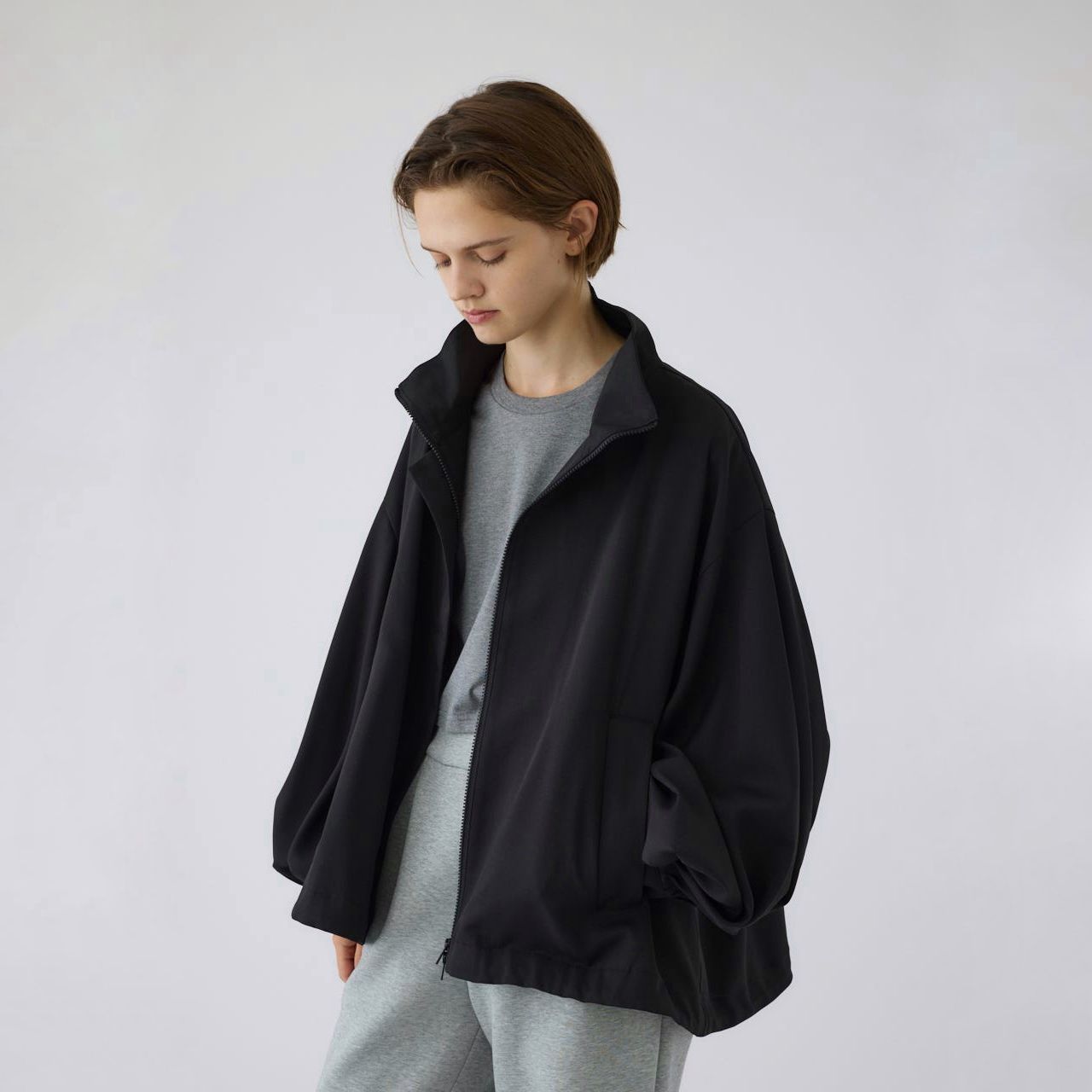 【残り一点】Stand Collar Tuck Sleeve BZ