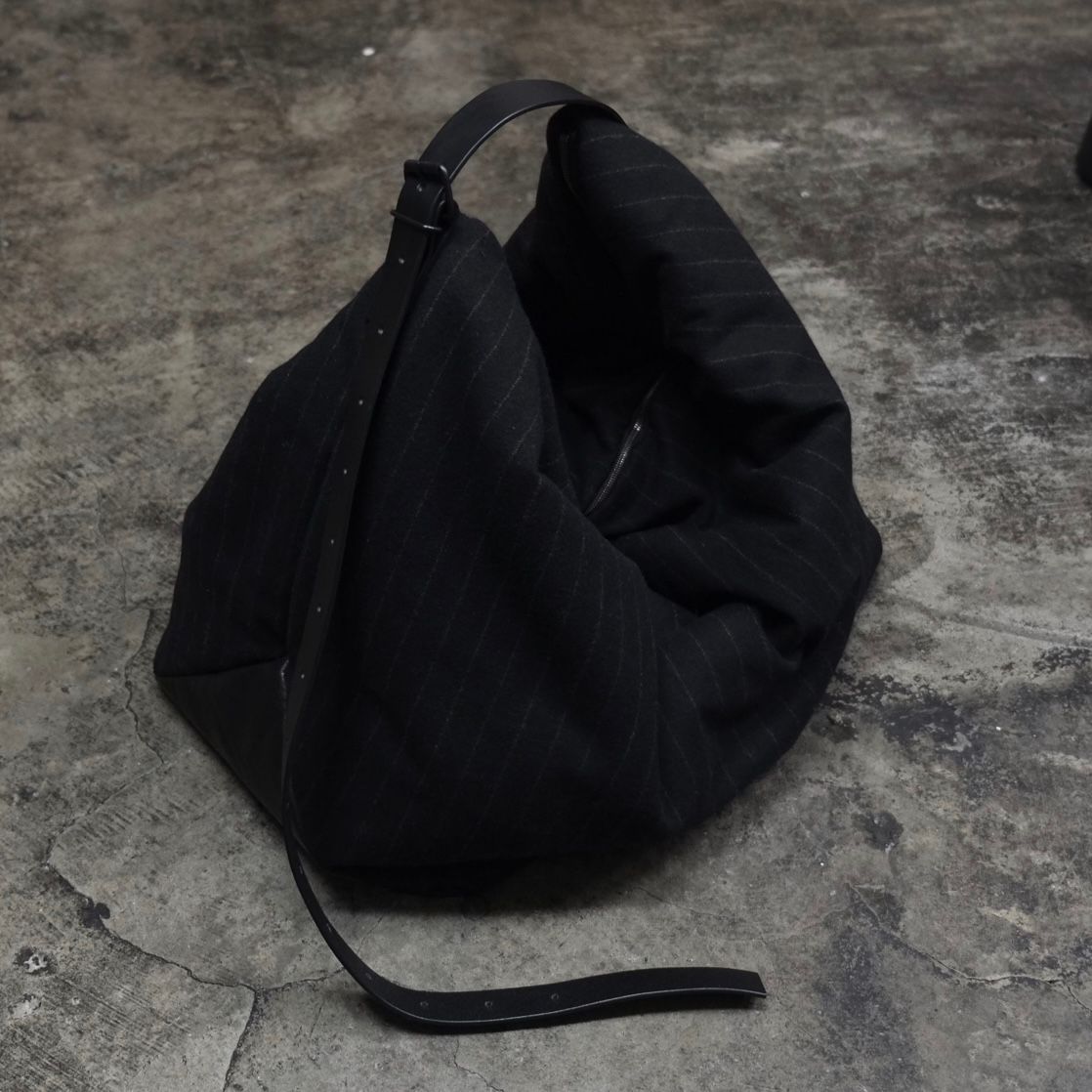 【お取り寄せ注文可能】Padding 2way Bag(WOOL)