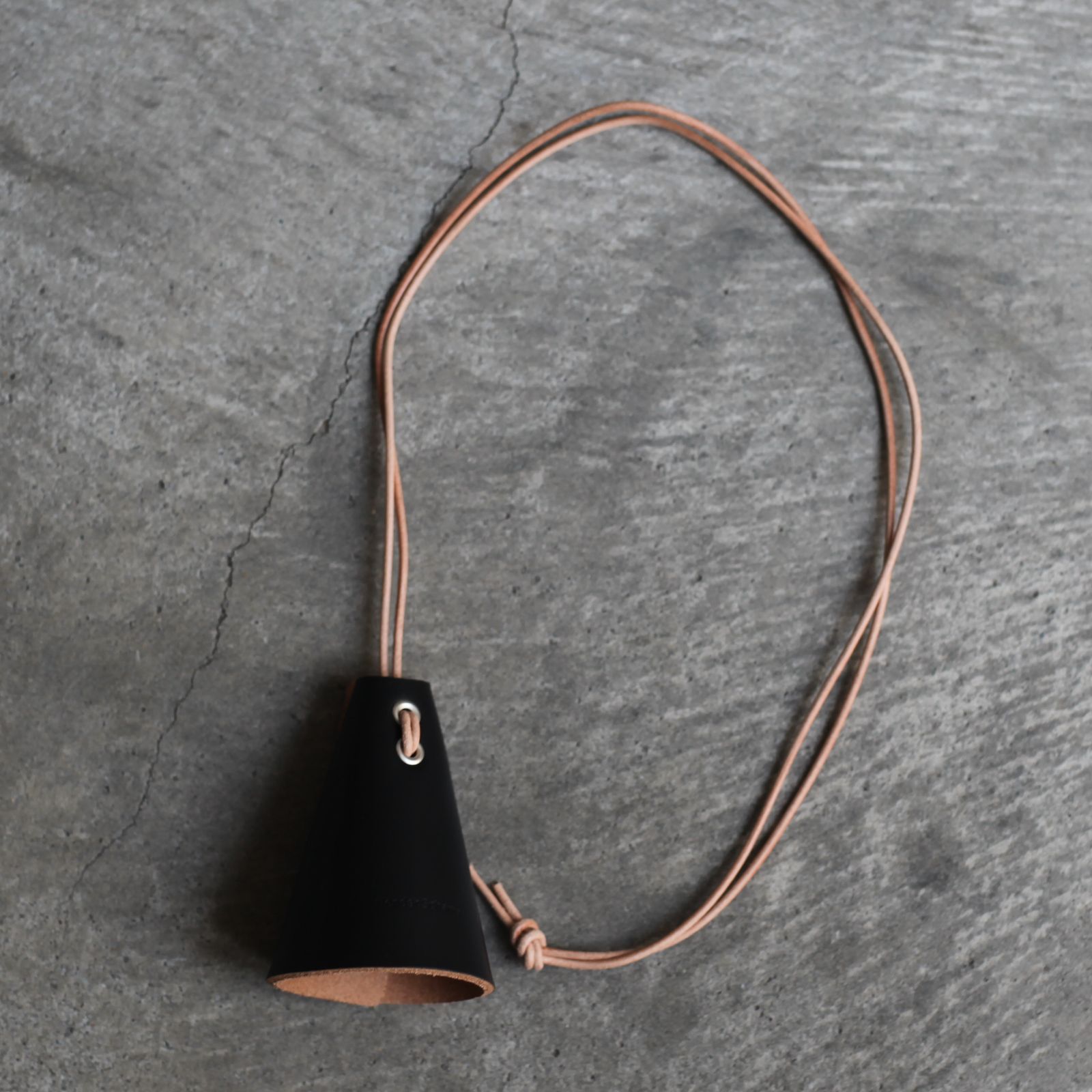 【次回入荷9月下旬予定】Assemble Clochette(BLACK)