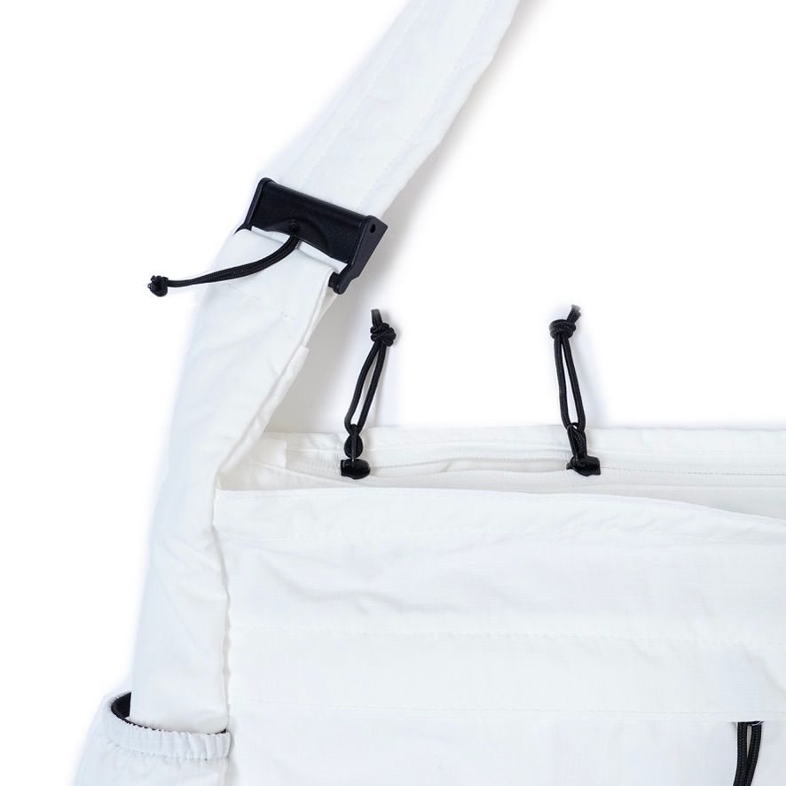 【残り一点】Big Nylon Shoulder Bag