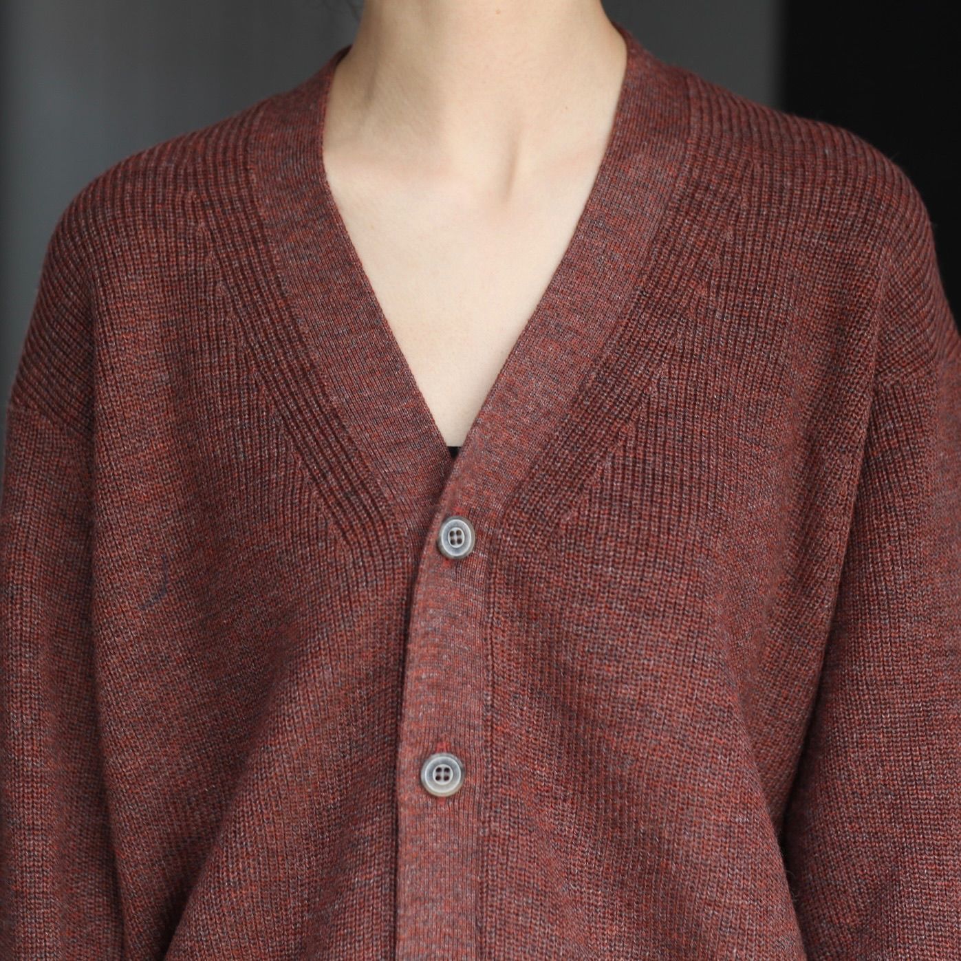 【残り一点】Aze V Neck Cardigan
