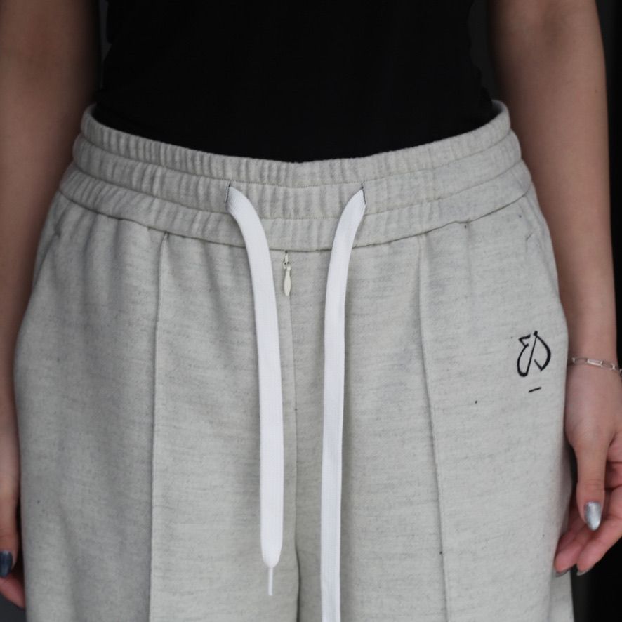 【残り一点】Pin Tuck Sweat Pants