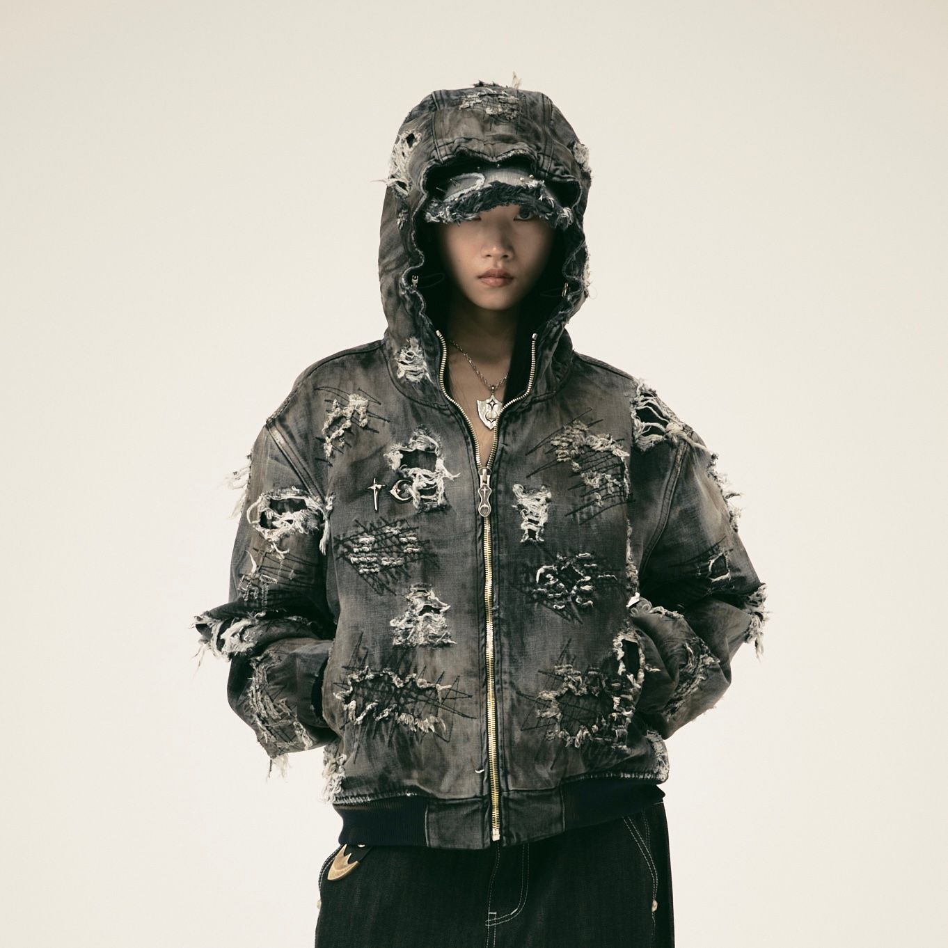 【残り一点】Hard-Washed Damaged Denim Hooded Zip Up