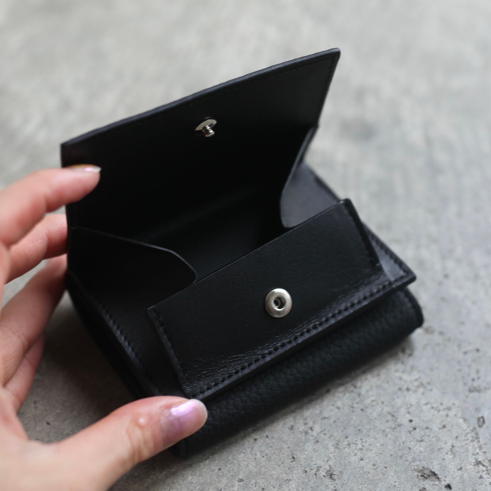【残りわずか】Cristy Trifold Mini WLT(DIPLO SKY)