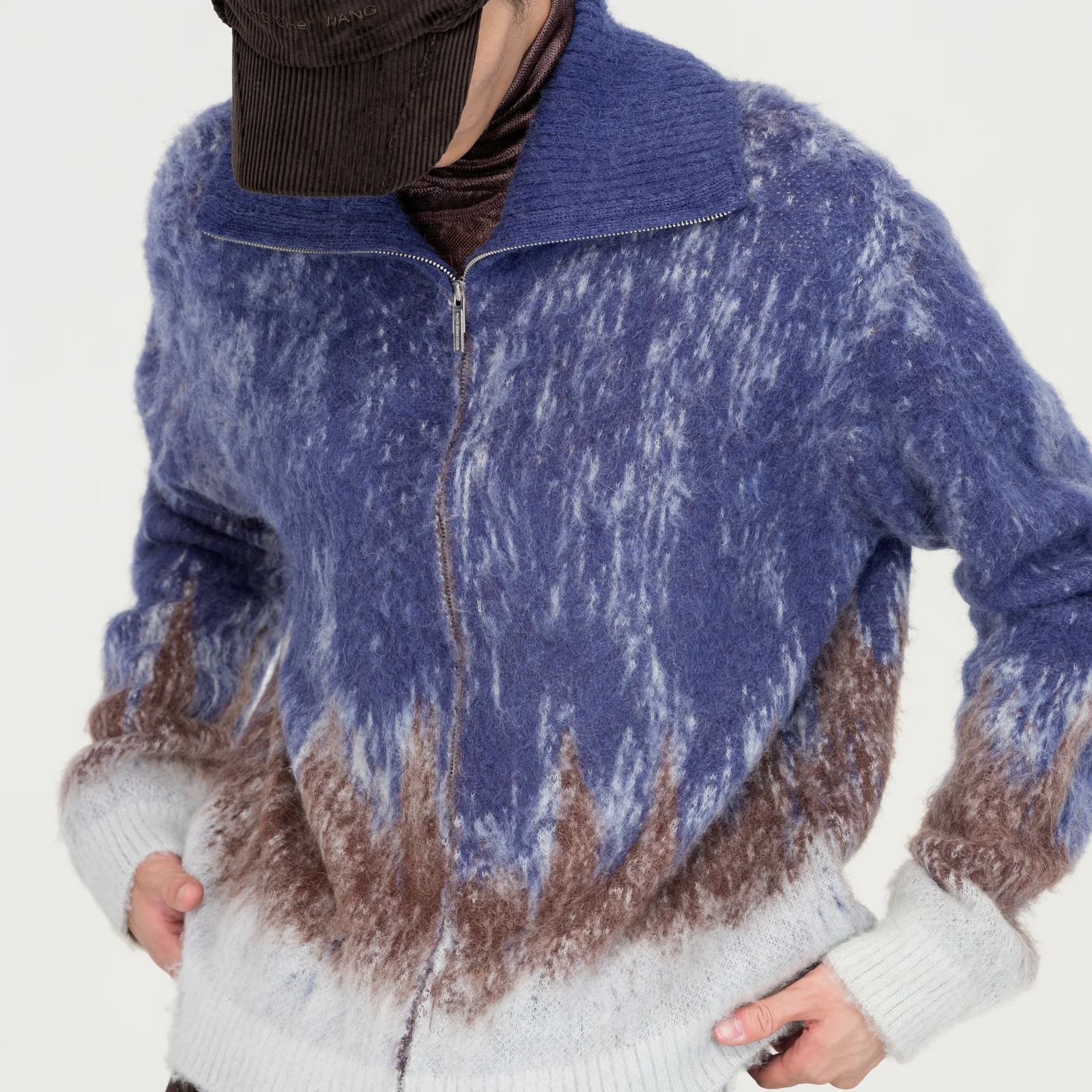 【残り一点】Blue-to-Brown Gradient Cardigan