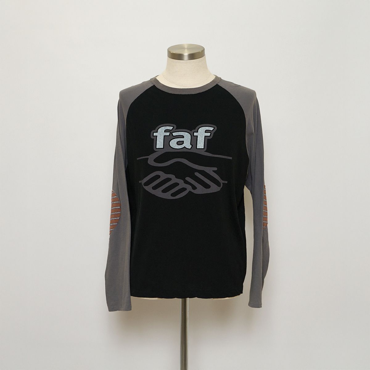 【残り一点】Unite Graphic LS Raglan