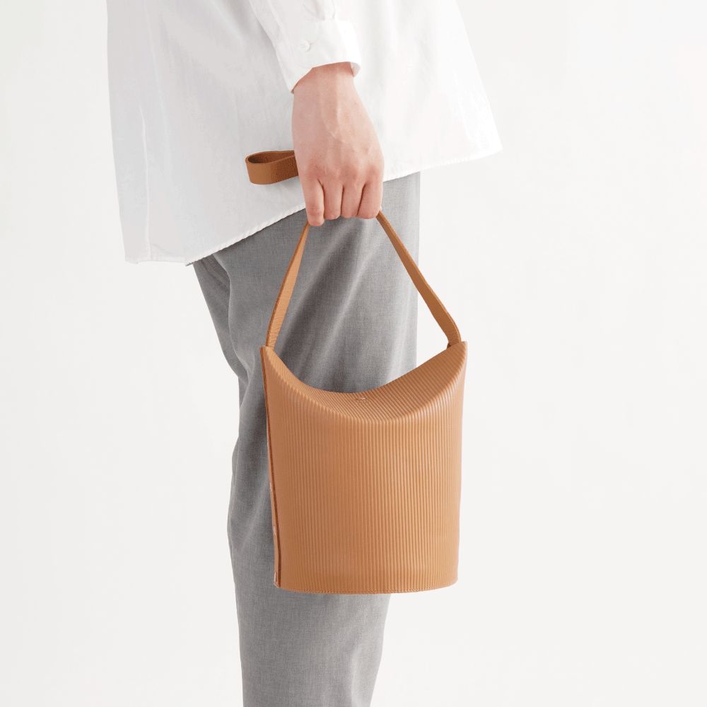 【残り一点】Cardboard Tube Shoulder Bag