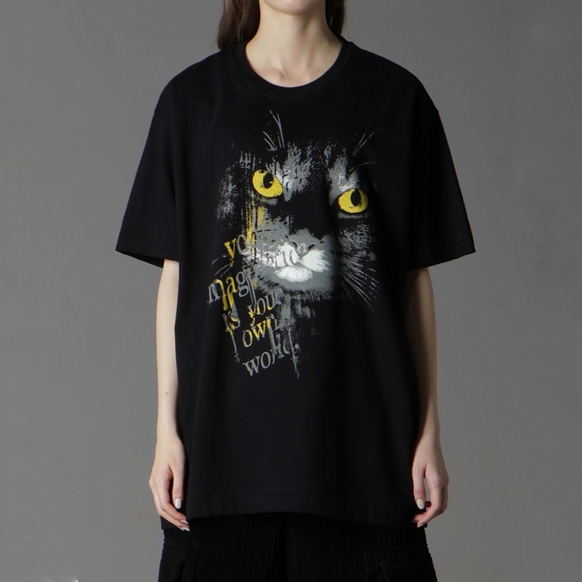 A17278 グラウンドY×ワンピース バックロゴプリントTシャツ 黒 4 BLACK Ground Y LOGO GRAPHIC PRINT STANDARD T-SHIRT(M BLACK