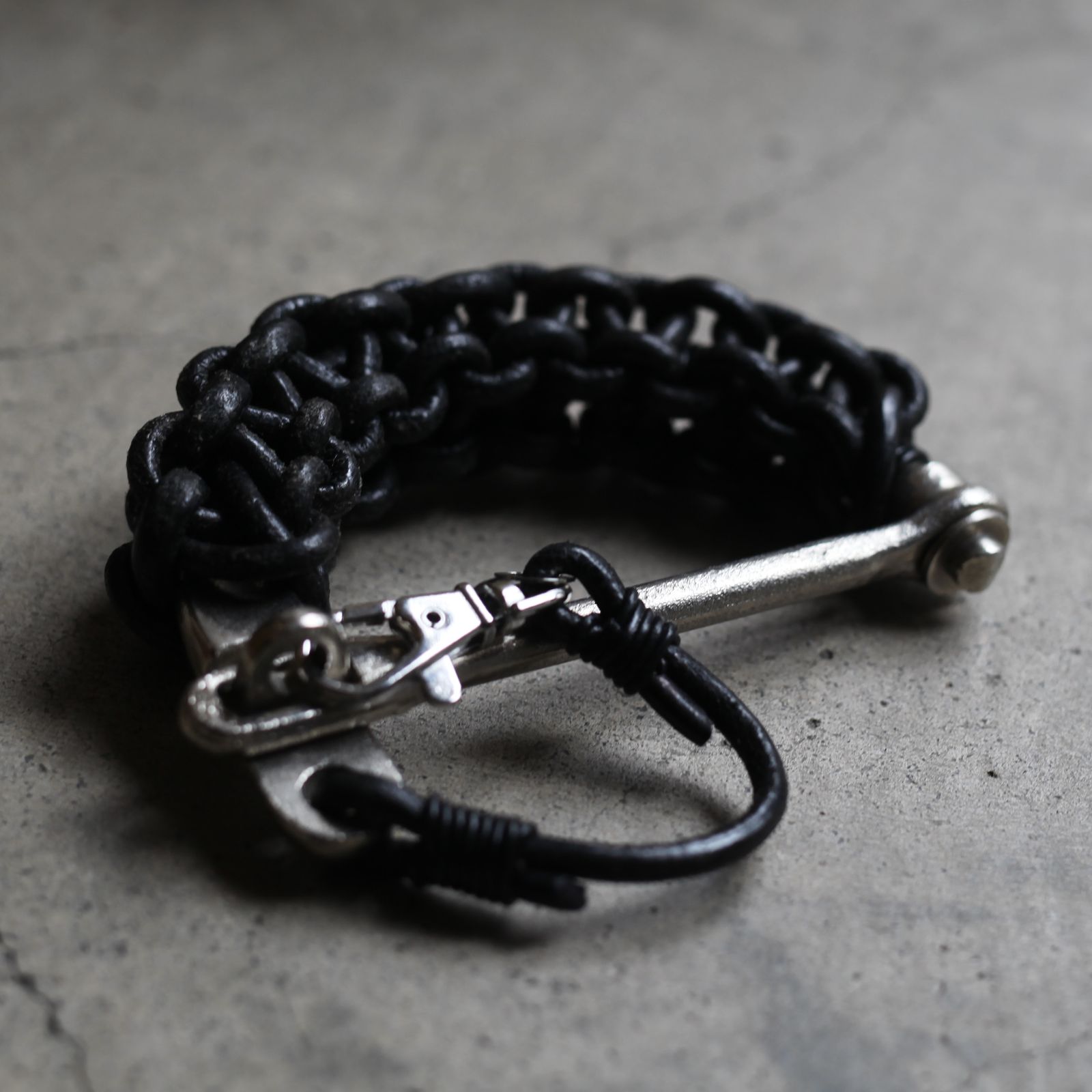 BLESS - 【残りわずか】Handle Leather | ACRMTSM ONLINE STORE