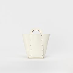 【次回入荷9月下旬予定】Assemble Daikei Hand Bag_M(WHITE)