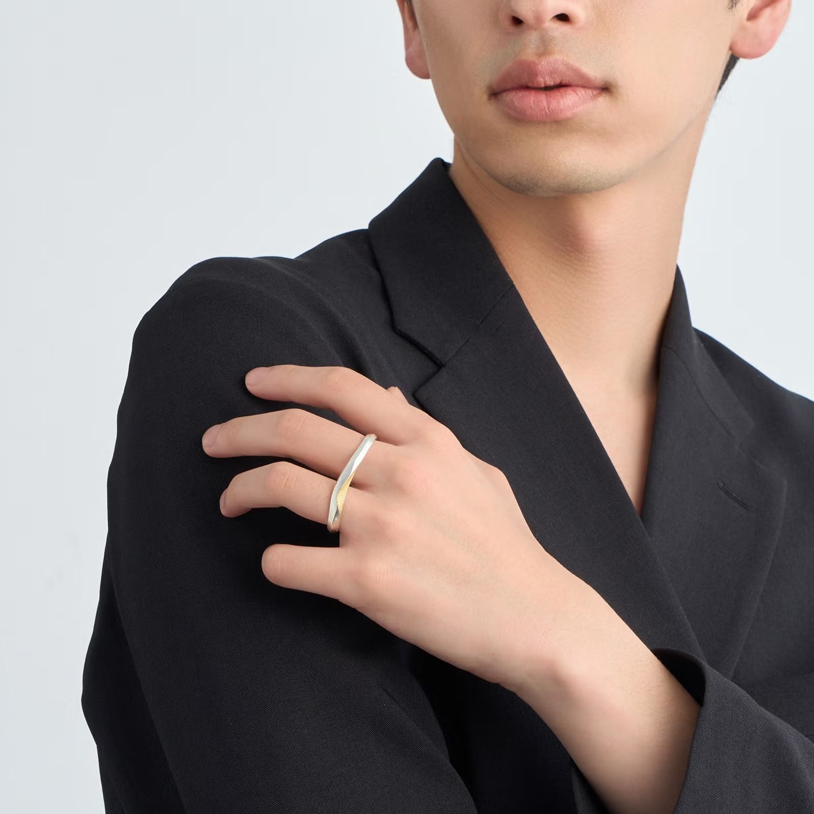 【お取り寄せ注文可能】Rebirth 2Finger Ring