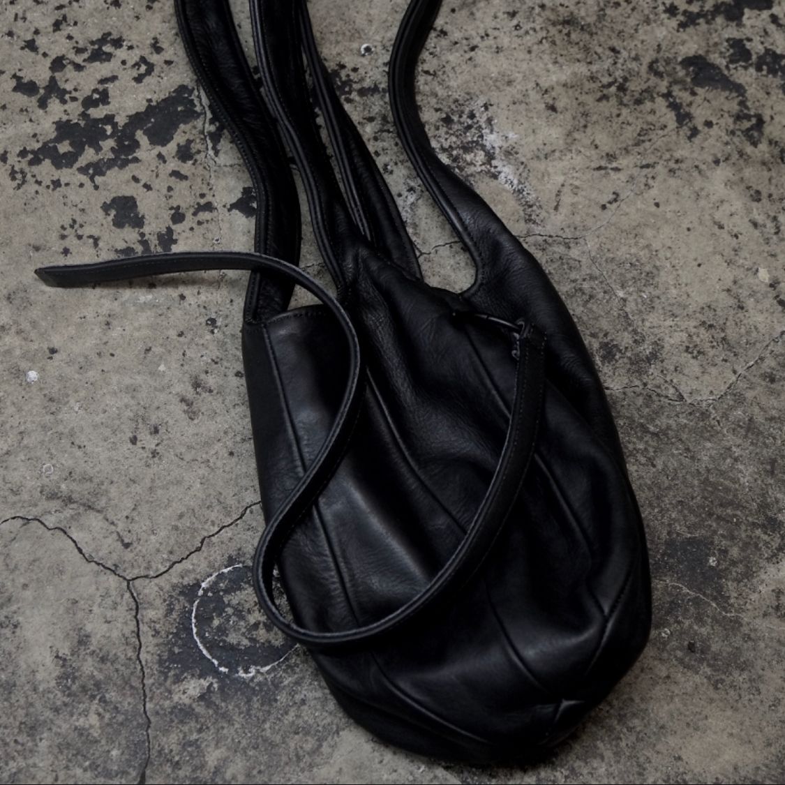 【お取り寄せ注文可能】Bulbous Handbag
