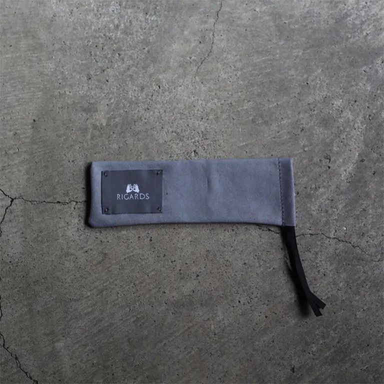 ※アソートとなりますため、眼鏡ケース、眼鏡拭き等のご指定はお承りできませんこと、予めご了承くださいませ。