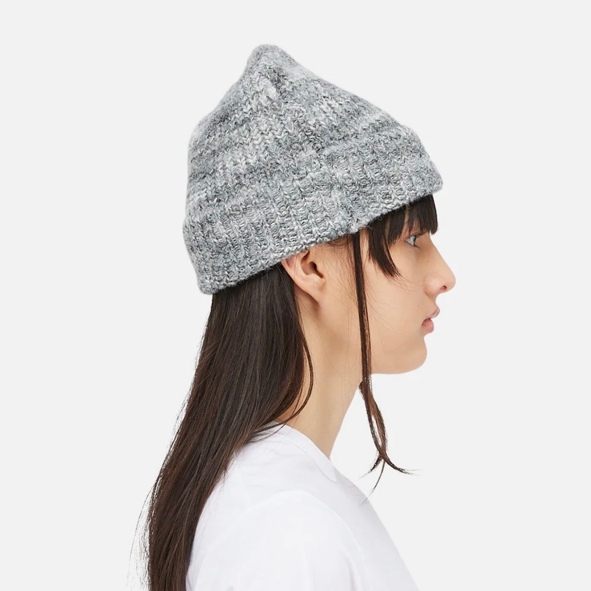 【残りわずか】Fuzzy Fold Beanie