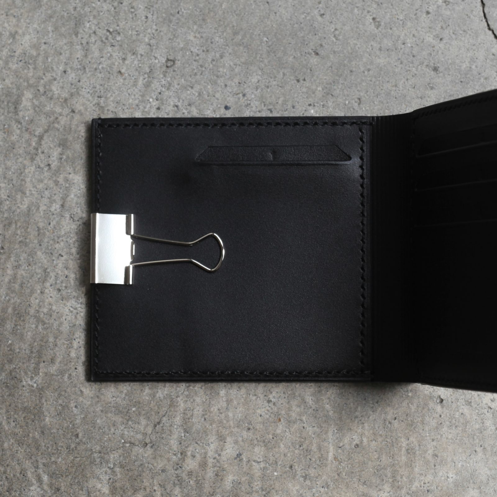 【残りわずか】Clip Half Wallet(GEM_COW)