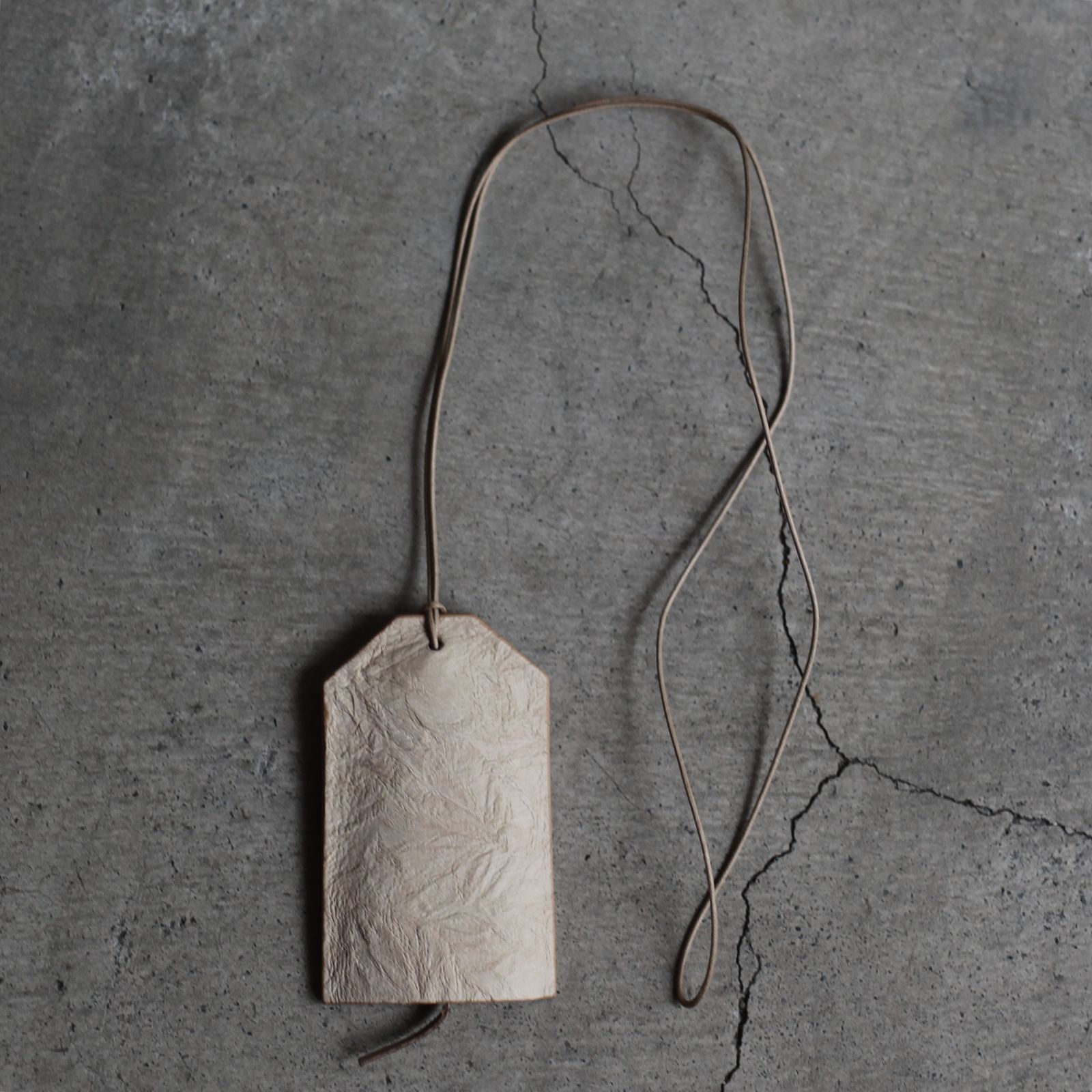 【残り一点】Paper Leather Key