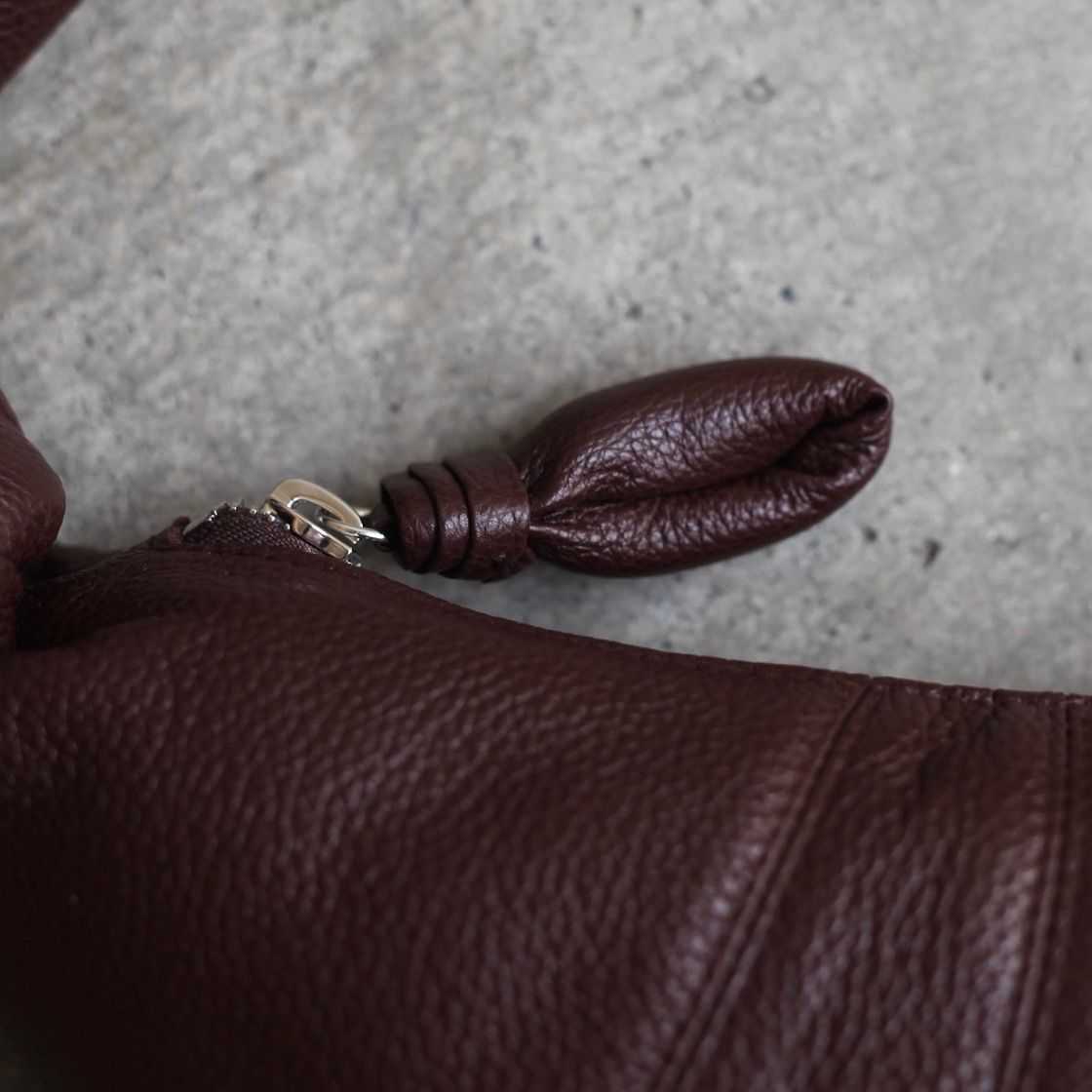 【残り一点】Small Croissant Bag(COW LEATHER)