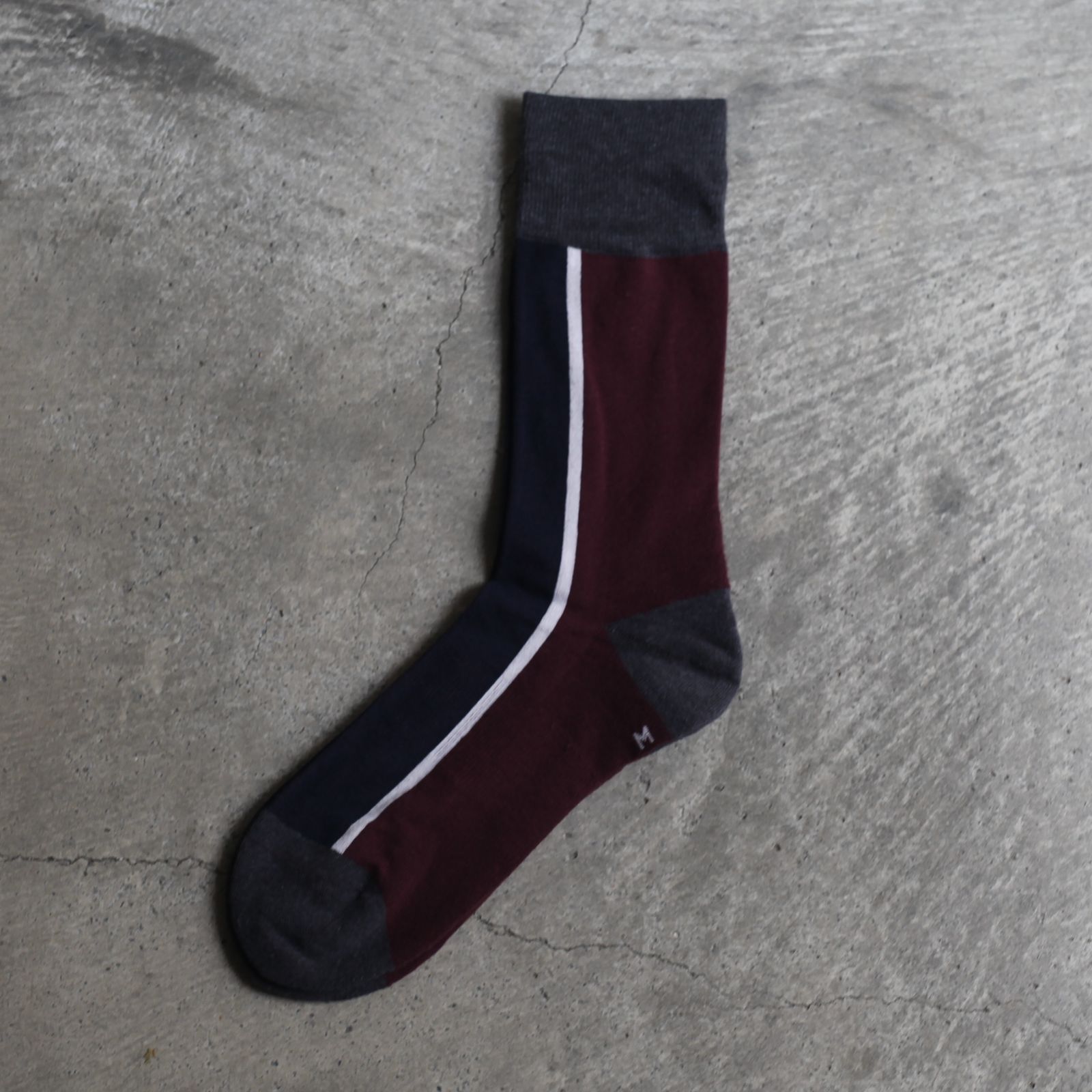 【残り一点】Center Line Socks