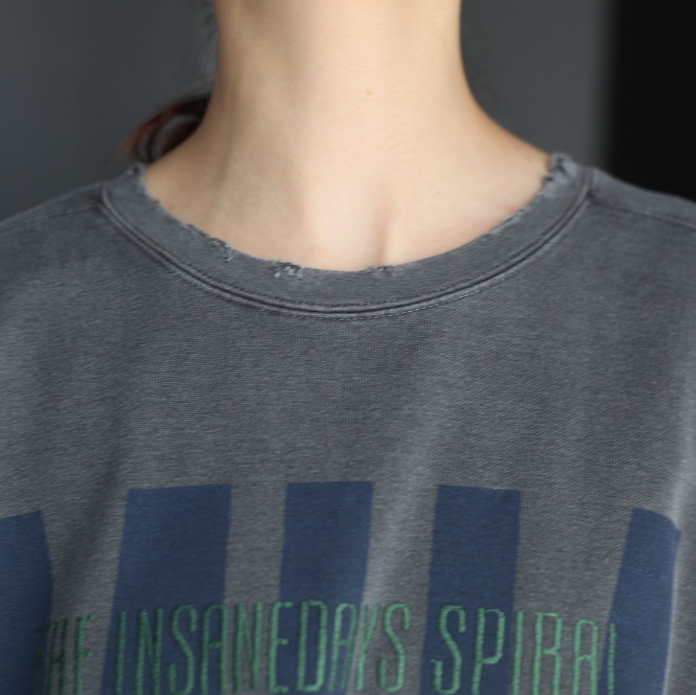 【残りわずか】Bootleg DIY Crew Sweat With Damaged(OUTSIDE TOUR)