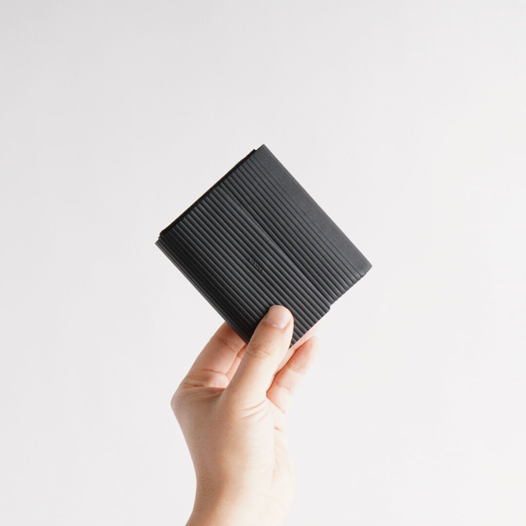 【再販売通知受付可能】Cardboard Short Wallet