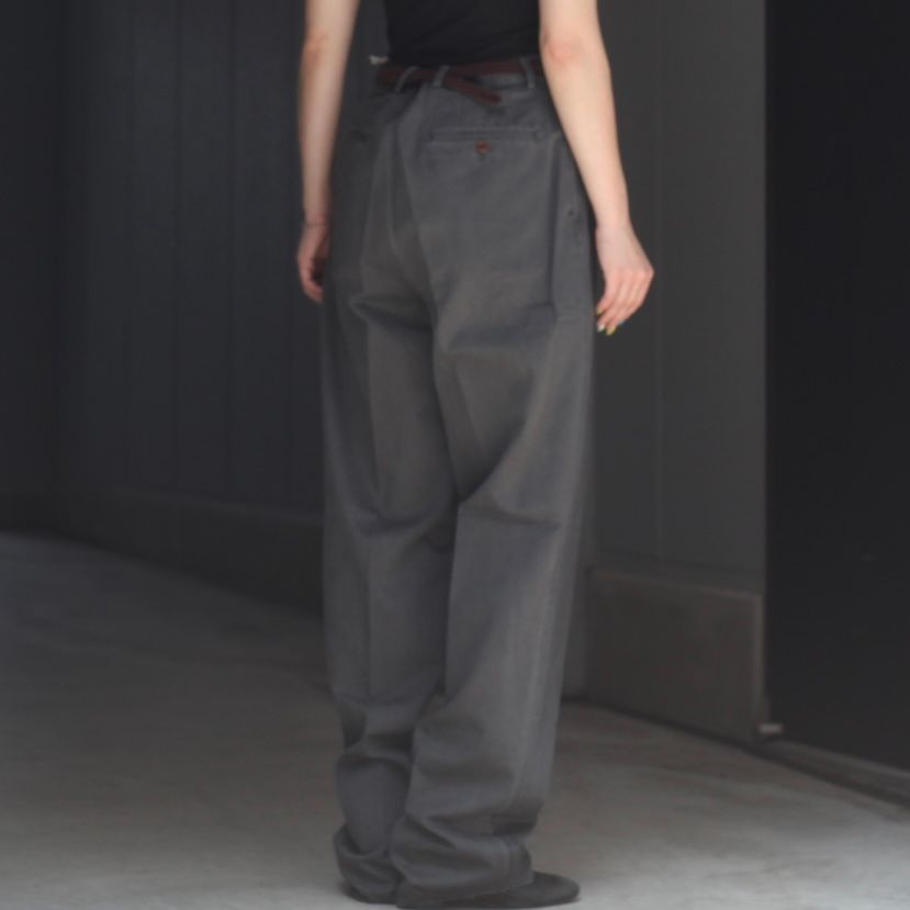 NEAT ブラウン タックパンツ mnKfZ814QrNp.jpg?width=768