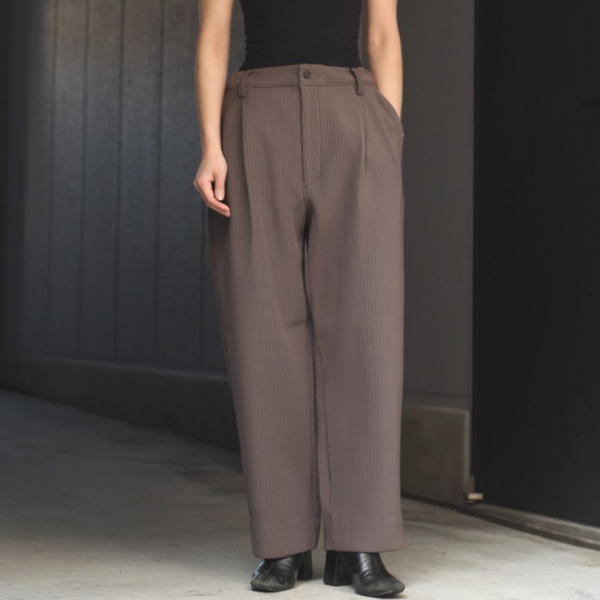 stein - 【残りわずか】Gradation Pleats Two Tuck Trousers | ACRMTSM ...