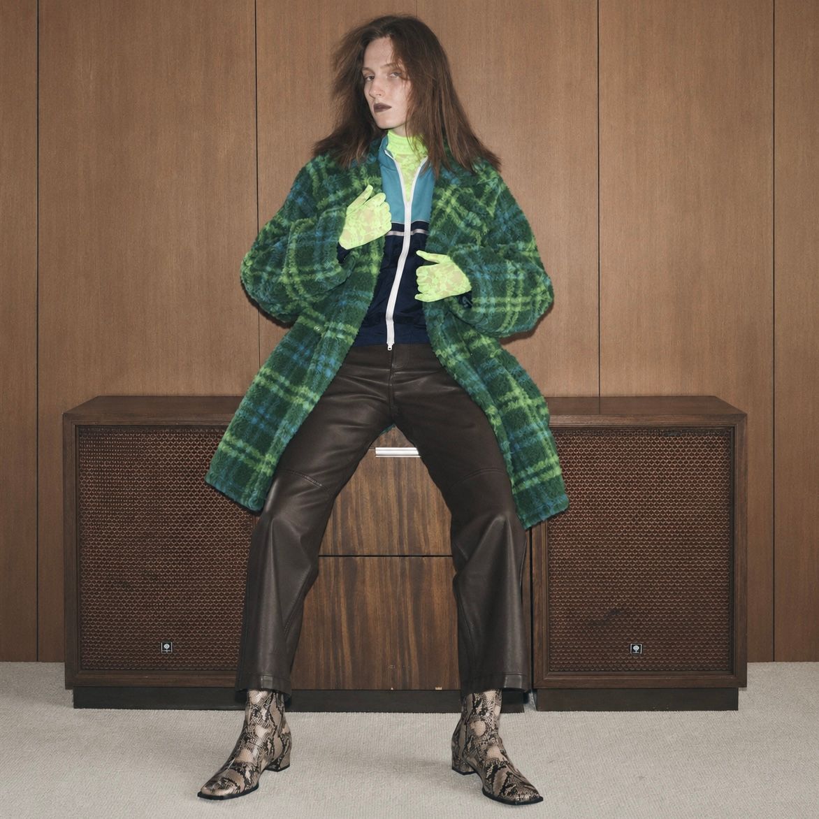 【残り一点】Washed Vegan Leather Wide Straight Pants