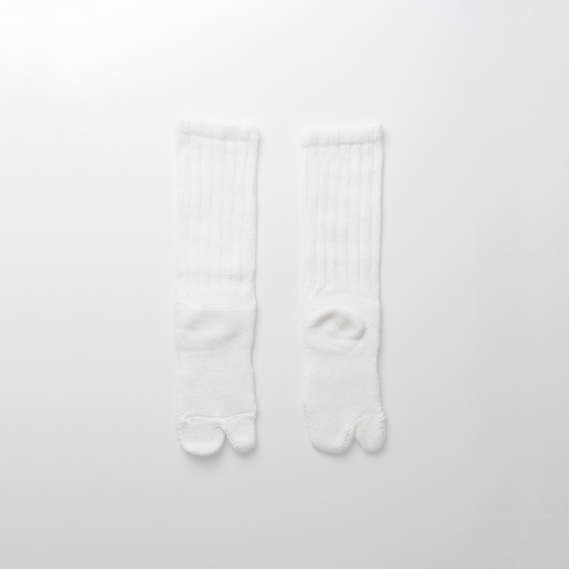 【残りわずか】Tabi Pile Socks(WHITE)