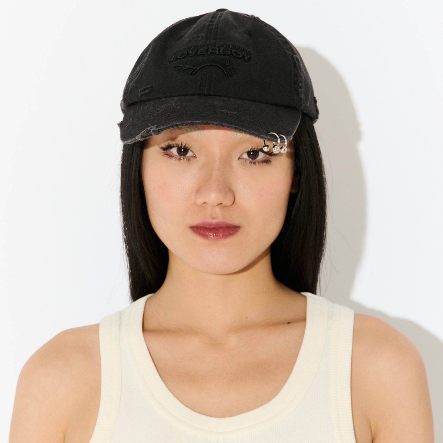 【残りわずか】Pierced Logo Cap